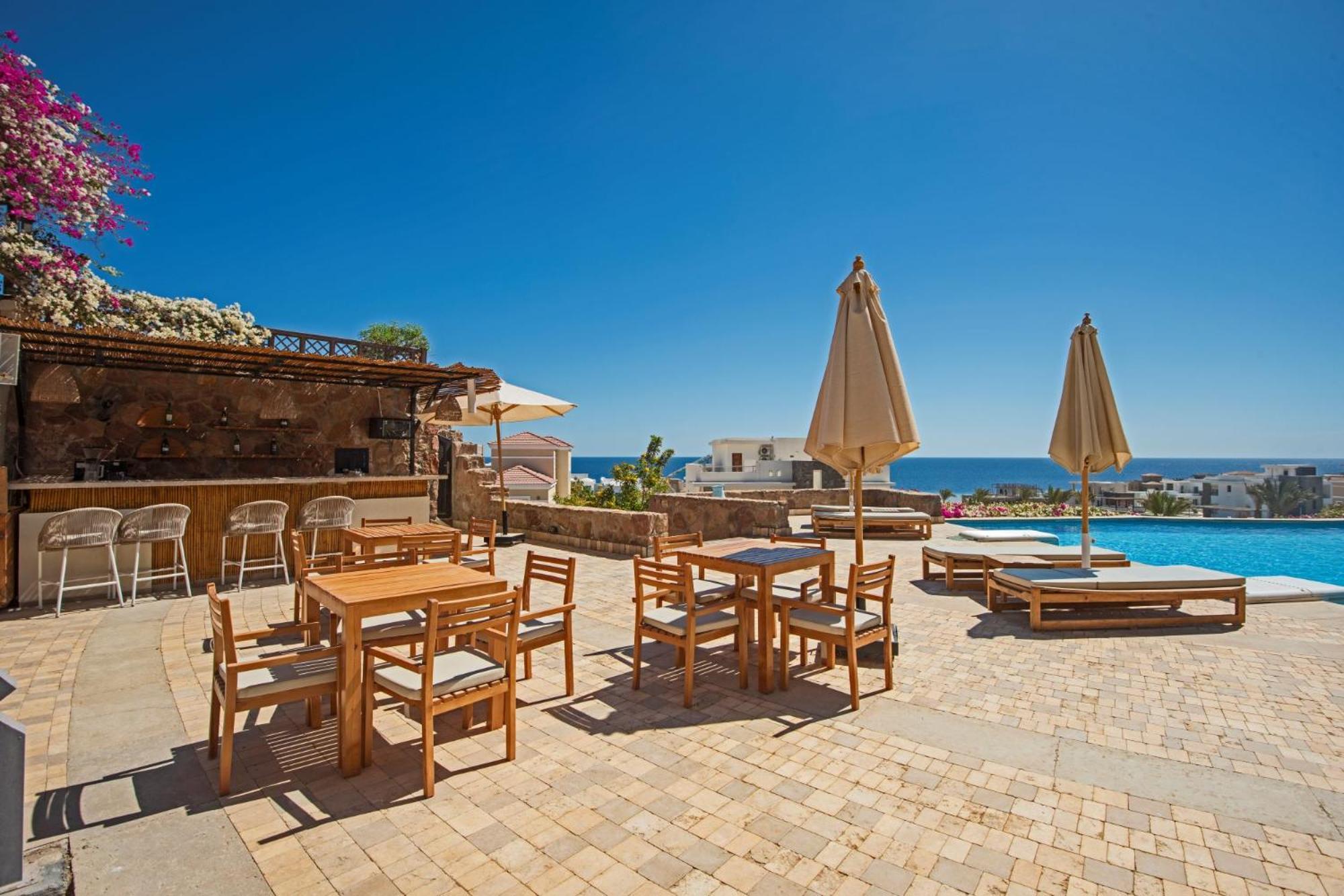 Outstanding Red Sea View-Brand New Azzurra Apartments Хургада Экстерьер фото