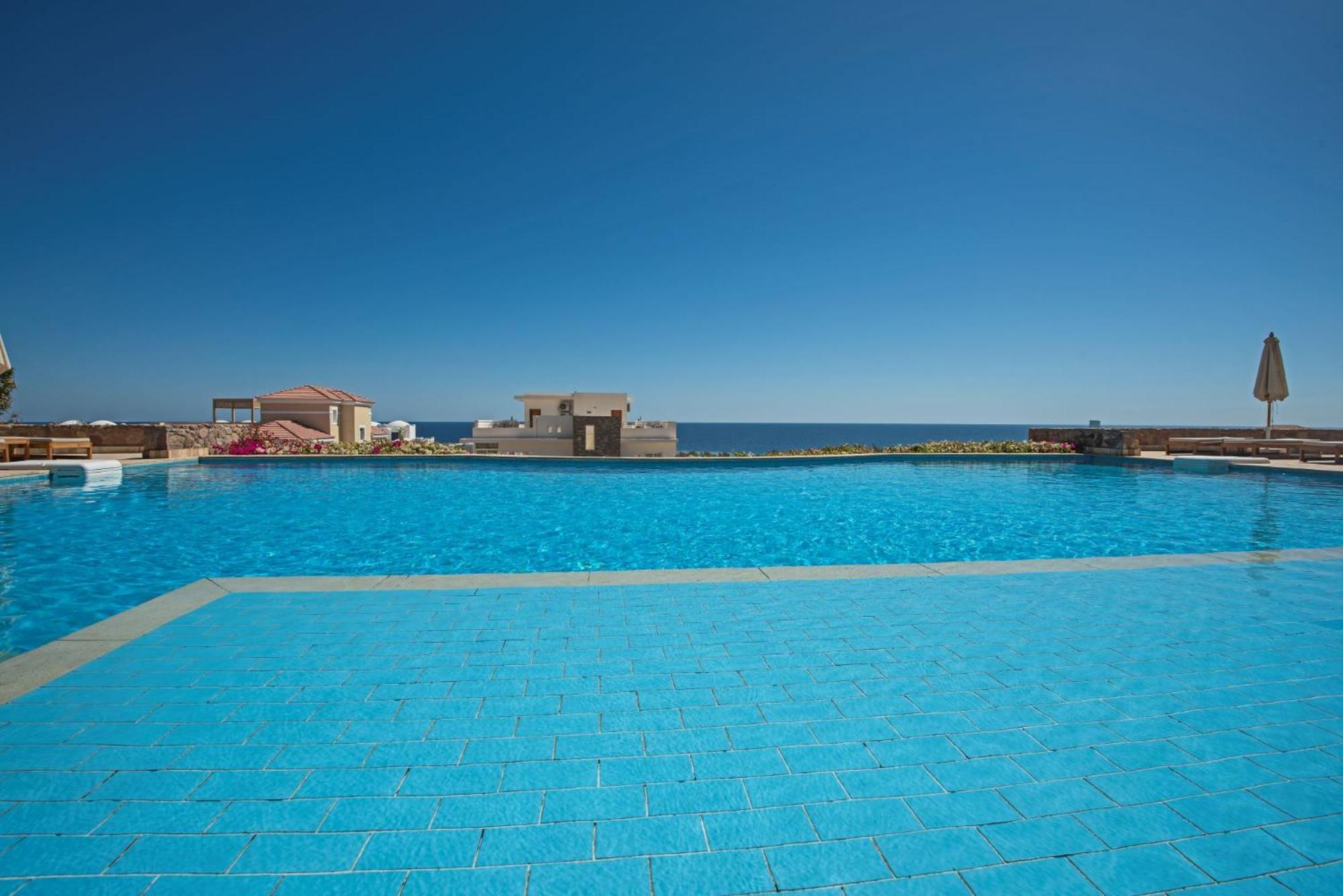 Outstanding Red Sea View-Brand New Azzurra Apartments Хургада Экстерьер фото